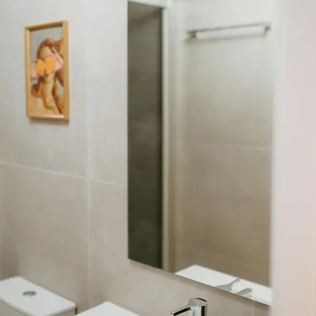 Mary Orange - No 232 Rc - Cozy & Two-bedroom Apartment Lissabon